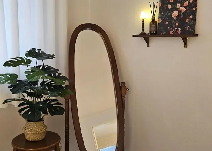 Large 2br Near Hongdae, Mangwon Market & River, 6 Guests Appartement Seoel