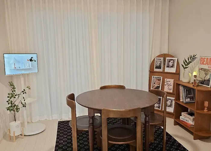 Appartement Large 2br Near Hongdae, Mangwon Market & River, 6 Guests